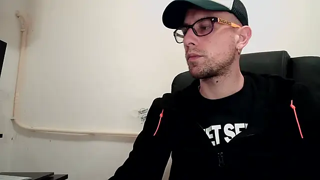 mikealcorleone online show from January 2025 04:43:01 AM