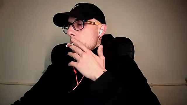 mikealcorleone online show from February 2025 07:58:02 PM