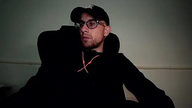 mikealcorleone online show from March 2025 08:49:01 PM