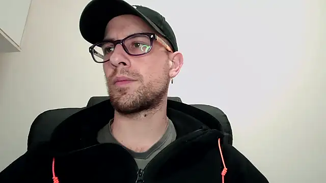 mikealcorleone online show from March 2025 10:36:02 PM