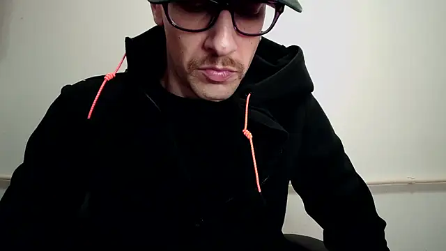 mikealcorleone online show from March 2025 09:16:01 PM