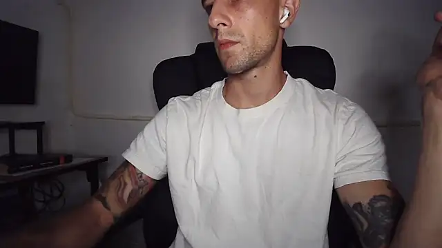 mikealcorleone online show from September 2025 08:56:02 PM