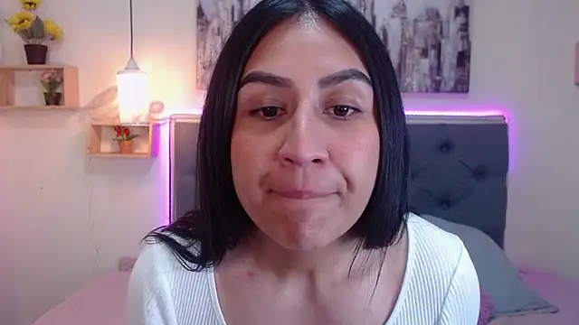 Snapshot of mia_aira chatting on October 2025 03:11:02 PM mia aira online show from October 2025 03:11:02 PM