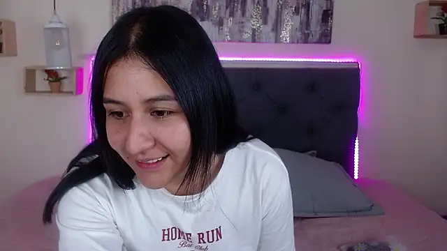 Snapshot of mia_aira chatting on October 2025 03:13:01 PM mia aira online show from October 2025 03:13:01 PM