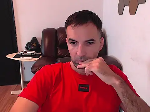 Snapshot of Leo_1617 chatting on October 2025 12:37:02 PM Leo 1617 online show from October 2025 12:37:02 PM