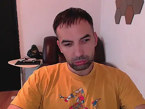 Snapshot of Leo_1617 chatting on October 2025 10:48:01 AM Leo 1617 online show from October 2025 10:48:01 AM