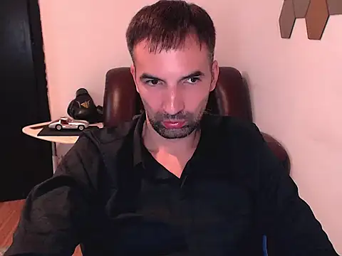 Snapshot of Leo_1617 chatting on October 2025 06:21:01 PM Leo 1617 online show from October 2025 06:21:01 PM