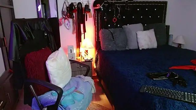 Snapshot of SamaraMartinez chatting on November 2025 10:01:02 AM SamaraMartinez online show from November 2025 10:01:02 AM