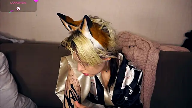 Snapshot of EngelAlman chatting on October 2025 06:26:02 AM EngelAlman online show from October 2025 06:26:02 AM