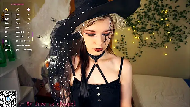 Snapshot of EngelAlman chatting on October 2025 07:20:01 AM EngelAlman online show from October 2025 07:20:01 AM