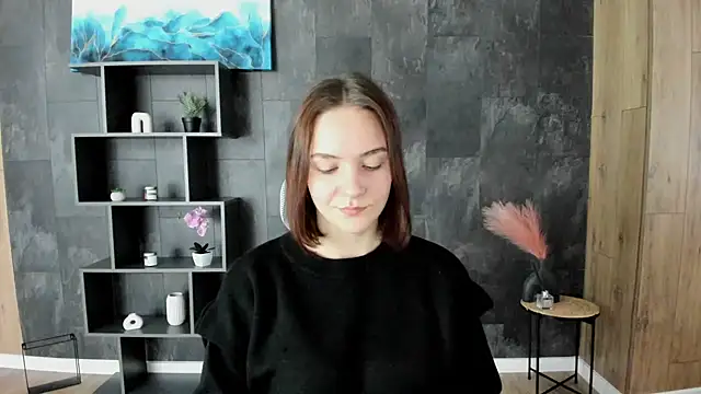 OliviaMontgomery online show from December 2024 09:35:01 AM