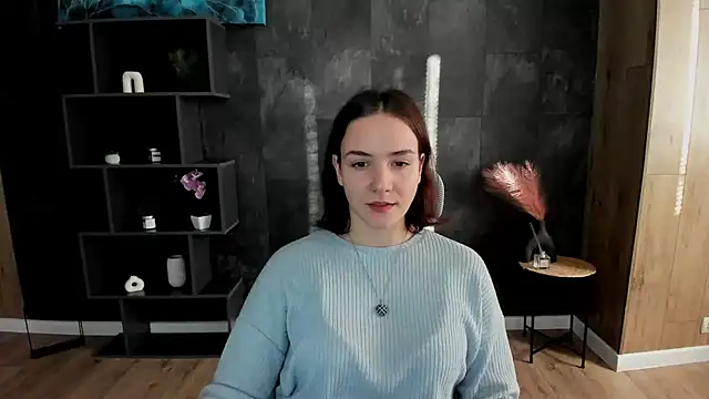 OliviaMontgomery online show from December 2024 12:45:02 PM