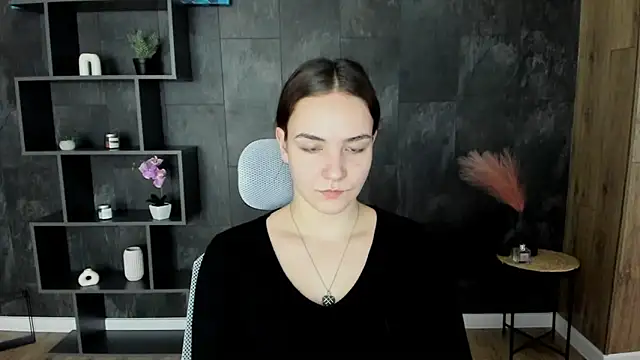 OliviaMontgomery online show from December 2024 01:03:01 PM