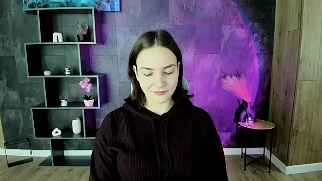 OliviaMontgomery online show from December 2024 09:17:02 AM