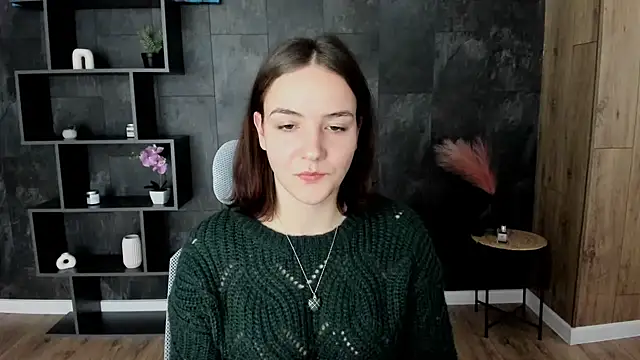 OliviaMontgomery online show from January 2025 01:11:01 PM