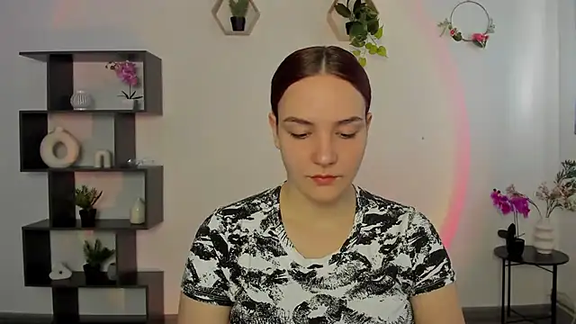 OliviaMontgomery online show from March 2025 01:37:01 PM