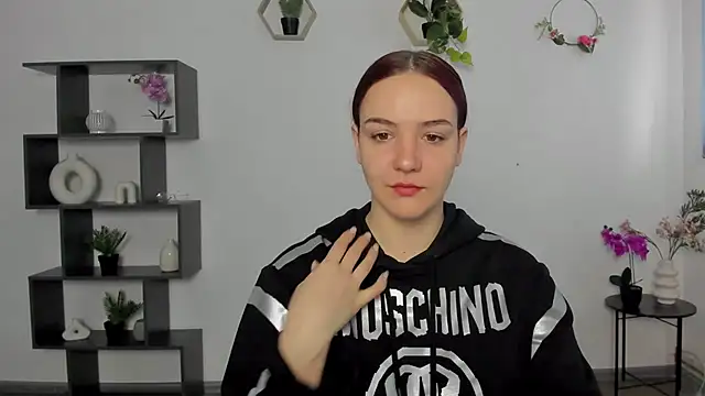 OliviaMontgomery online show from March 2025 06:38:02 AM