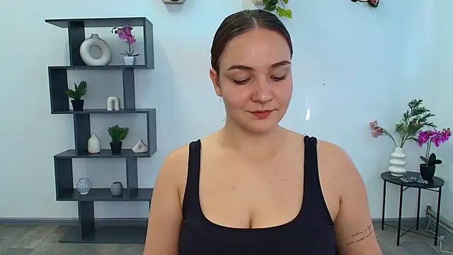 OliviaMontgomery online show from September 2025 05:42:01 AM