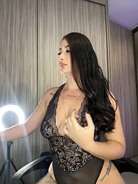 Libia James online show from December 2024 09:41:01 PM
