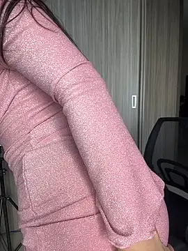 Libia James online show from December 2024 04:26:01 PM