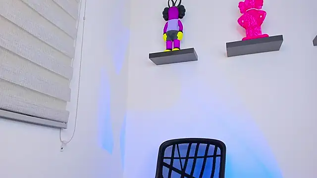 Gangster Girl online show from December 2024 12:09:02 AM