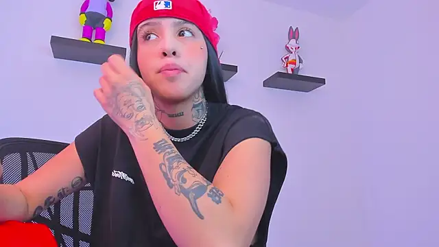 Gangster Girl online show from March 2025 02:45:01 PM