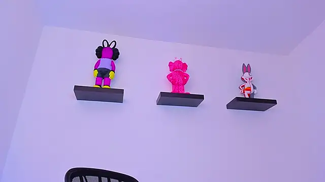 Gangster Girl online show from March 2025 09:07:02 PM