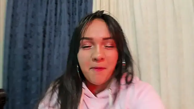 Snapshot of Rachel_Dubois chatting on January 2025 01:54:01 AM Rachel Dubois online show from January 2025 01:54:01 AM