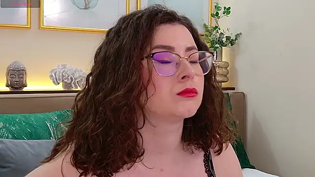 Snapshot of JESSYKA chatting on December 2024 07:13:02 AM JESSYKA online show from December 2024 07:13:02 AM