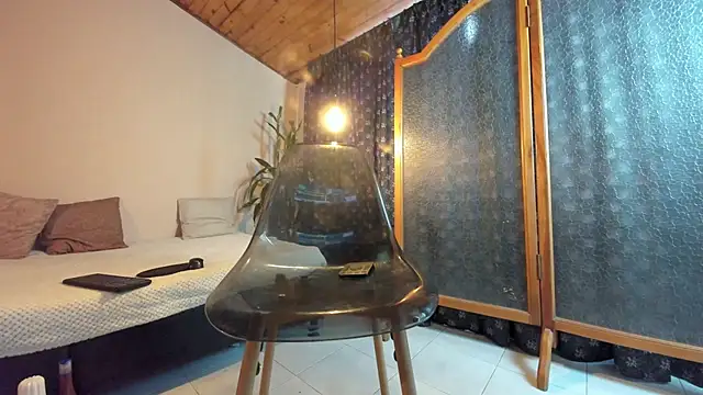 EmiGomez  online show from January 2025 10:43:02 PM