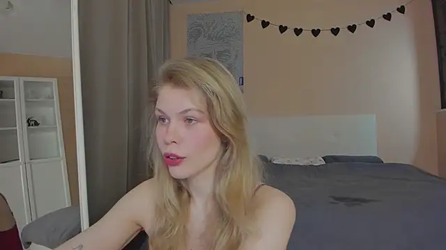 Snapshot of ass_latte chatting on December 2025 05:23:01 AM ass latte online show from December 2025 05:23:01 AM