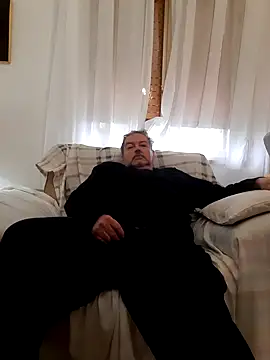 bluangelo online show from March 2025 10:45:02 AM