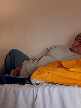 bluangelo online show from November 2025 09:47:01 PM