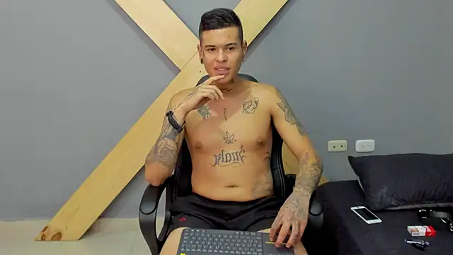 jamesinked  online show from December 2024 09:43:01 PM