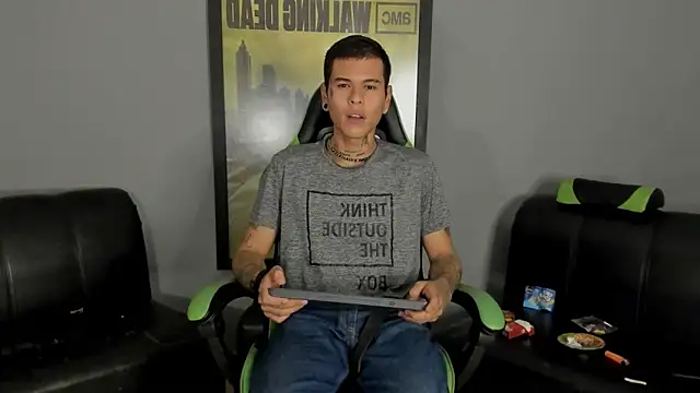 jamesinked  online show from February 2025 03:00:02 AM