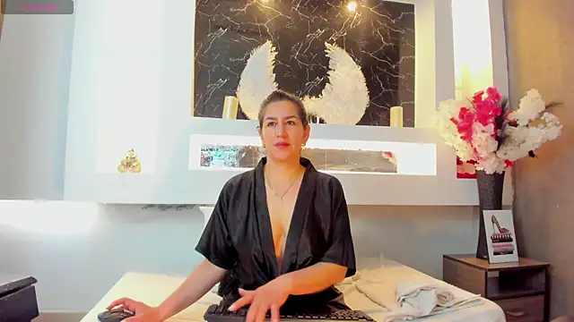 Cinthya mjs online show from October 2025 12:06:02 PM