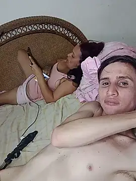 Milfvalesk online show from December 2024 08:18:01 PM