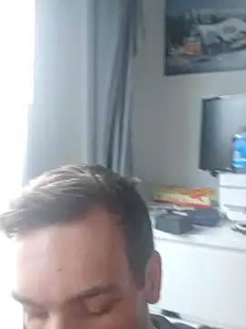 nickdtr online show from October 2025 06:30:01 AM