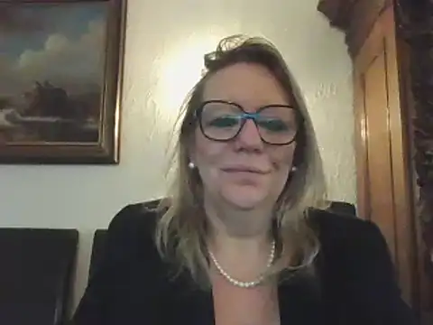 Silkesquirt online show from December 2024 08:06:02 AM