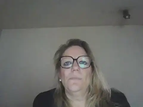 Silkesquirt online show from January 2025 09:13:01 AM