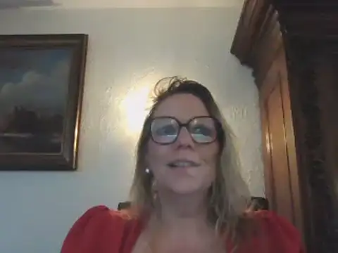 Silkesquirt online show from February 2025 07:42:02 AM