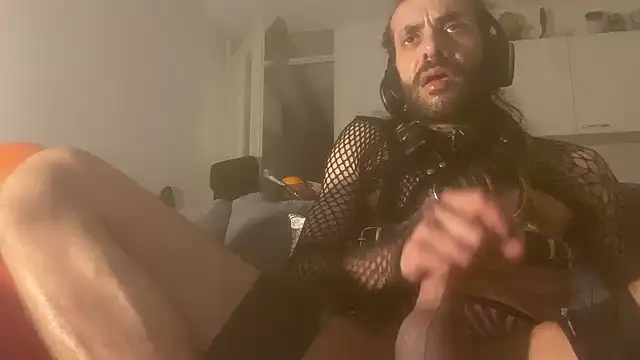 Snapshot of P4RtYBOII92 chatting on September 2025 07:36:01 PM P4RtYBOII92 online show from September 2025 07:36:01 PM