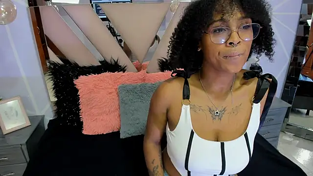 Elith noa online show from January 2025 07:18:01 PM