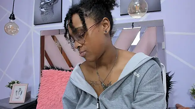 Elith noa online show from February 2025 01:44:02 AM