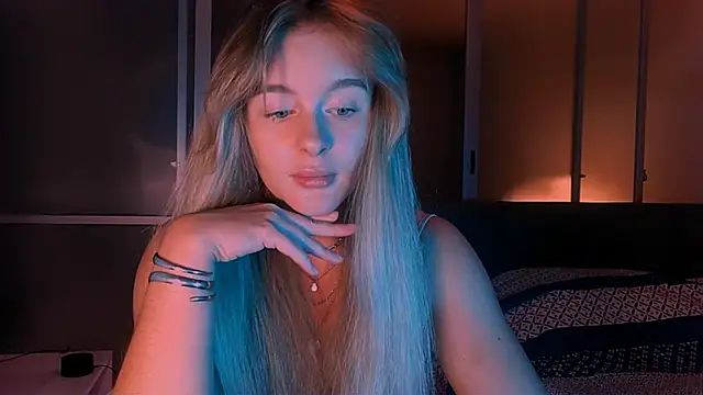 Snapshot of Eva_Jaya chatting on October 2025 11:07:02 AM Eva Jaya online show from October 2025 11:07:02 AM