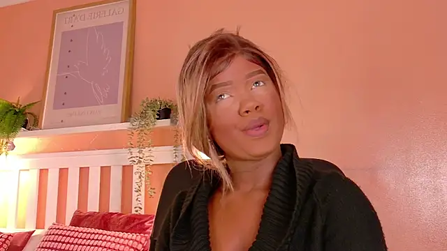 briannajackson  online show from October 2025 11:41:02 AM