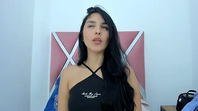  miaquevedo  online show from September 2025 11:47:01 AM