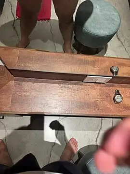 versatile guy01 online show from September 2025 05:50:01 PM