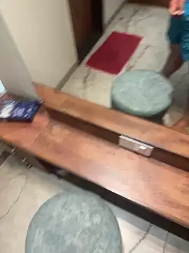 versatile guy01 online show from October 2025 09:40:01 AM