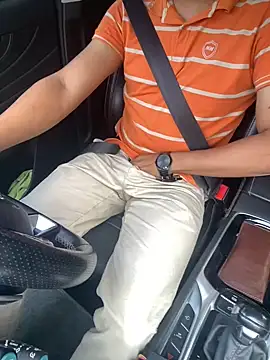 Snapshot of YoBody755 chatting on October 2025 09:09:01 AM YoBody755 online show from October 2025 09:09:01 AM